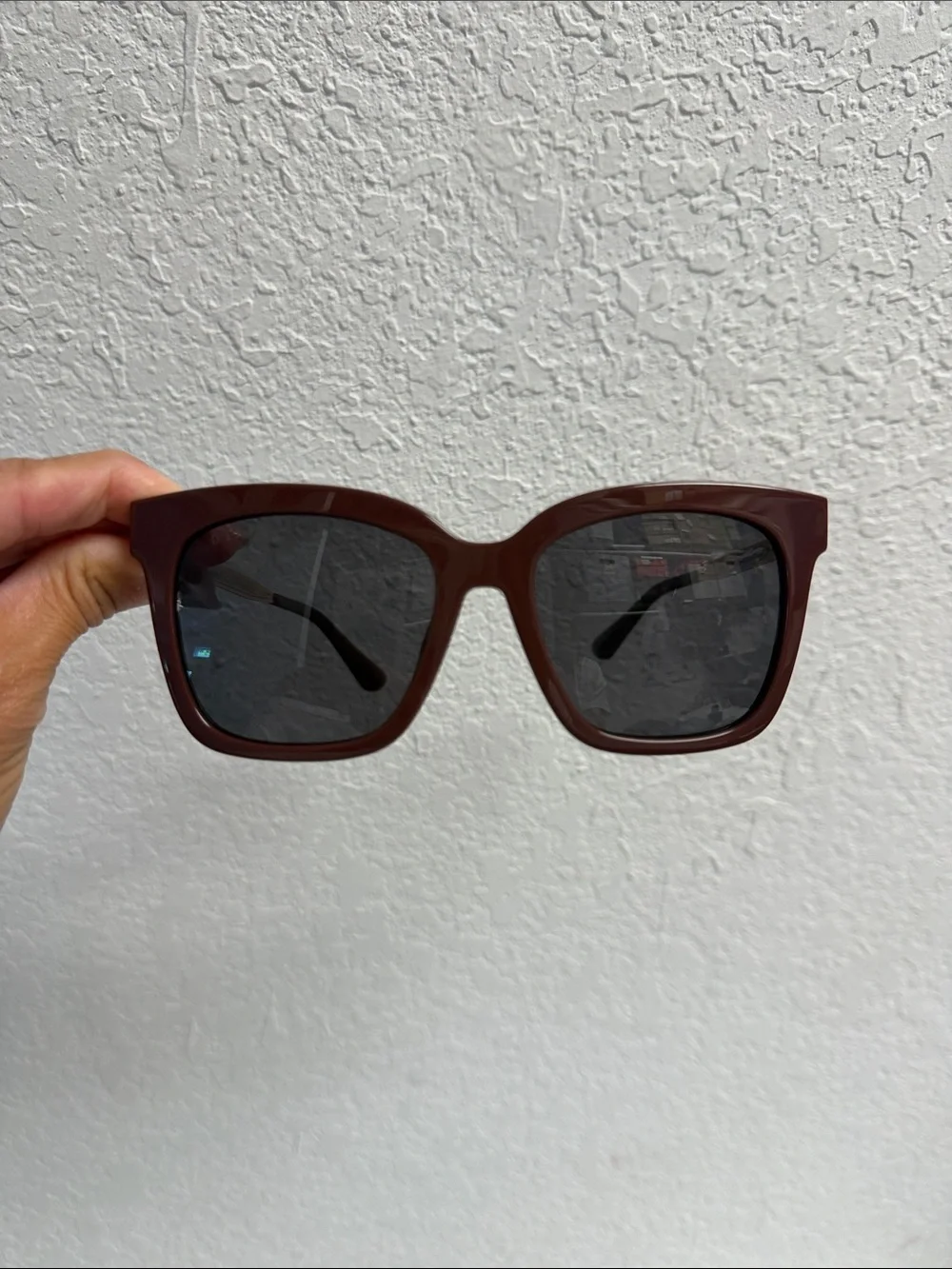 NWOT DIFF Women's Brown Burgundy Square Cat Sunglasses with Dark Lenses